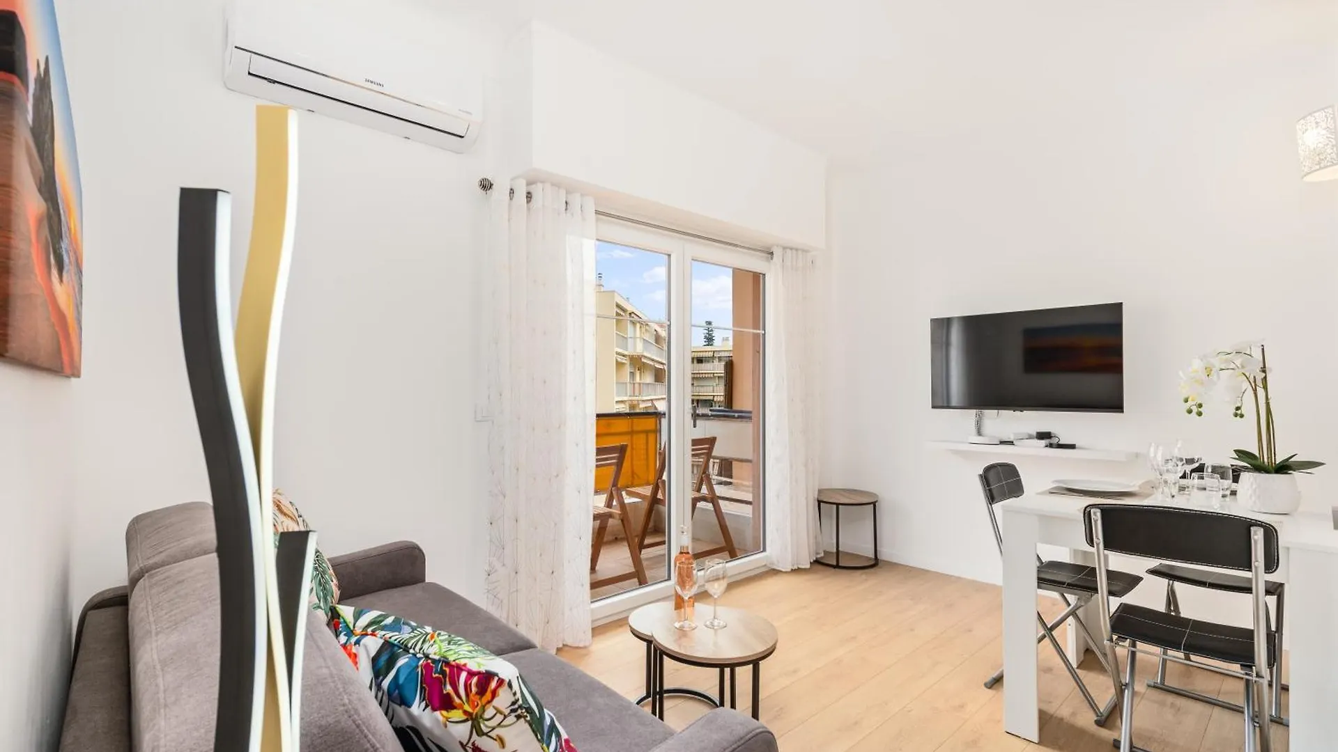 Castel - Agreable Deux Pieces - Centre Menton Apartment