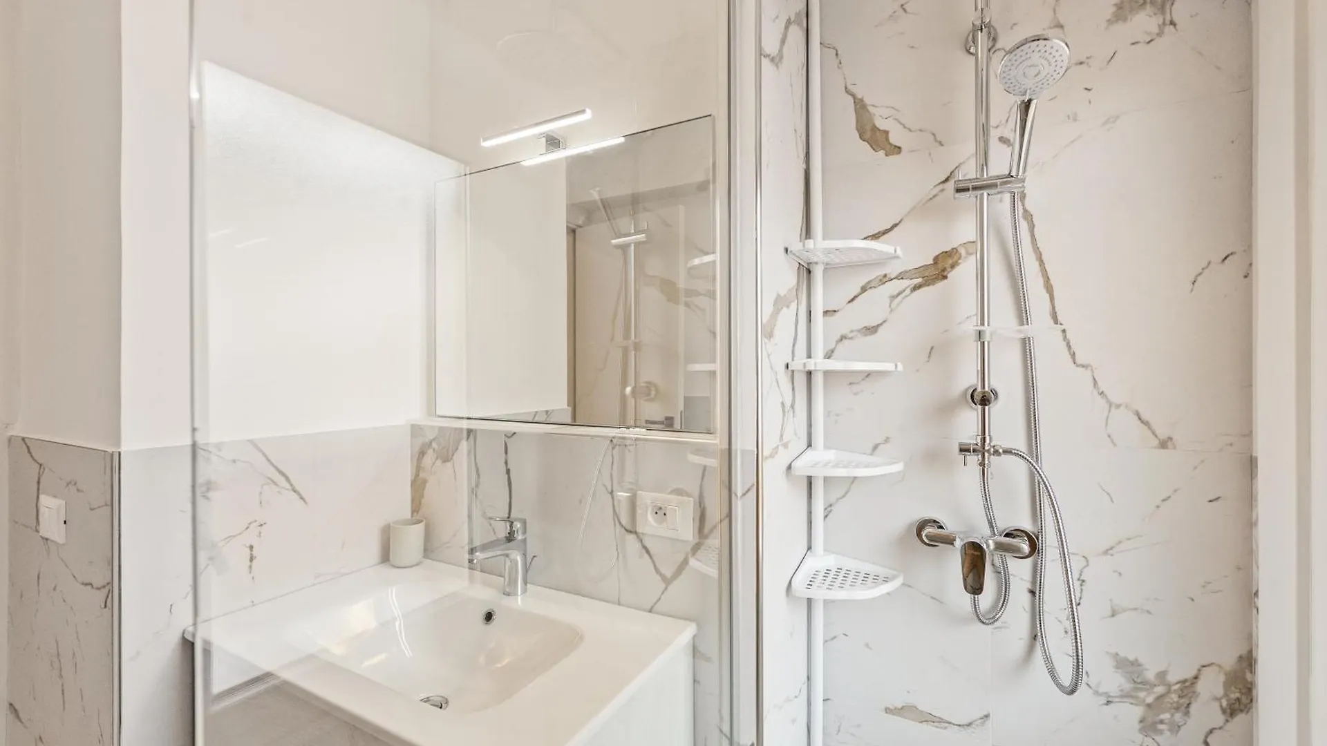 Castel - Agreable Deux Pieces - Centre Menton Apartment France