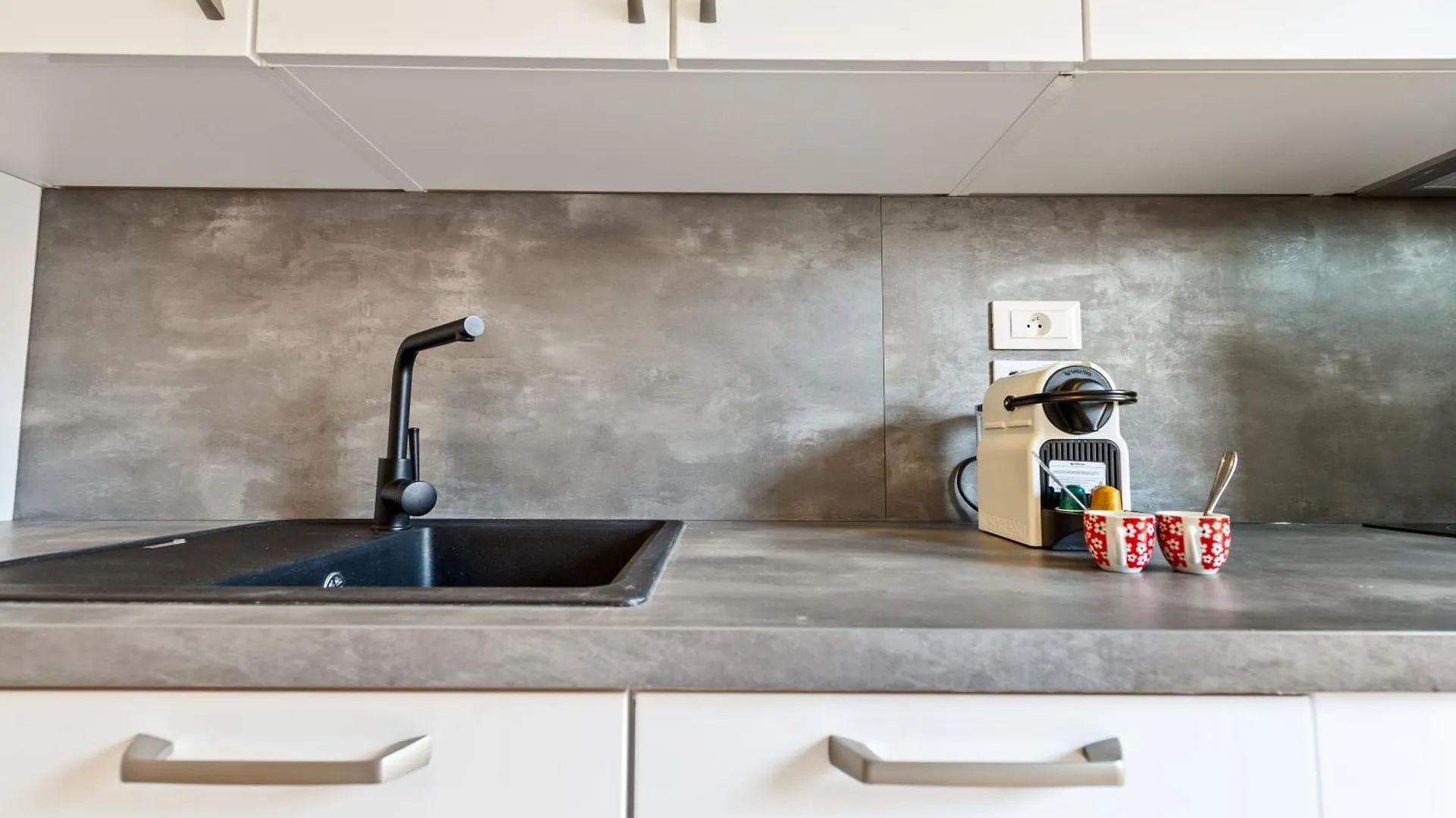 Castel - Agreable Deux Pieces - Centre Menton Apartment