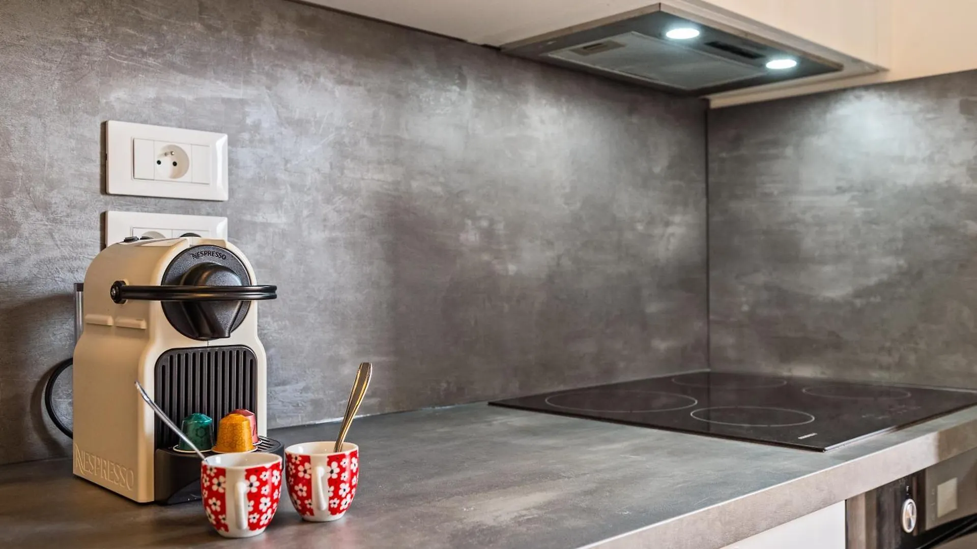 Castel - Agreable Deux Pieces - Centre Menton Apartment